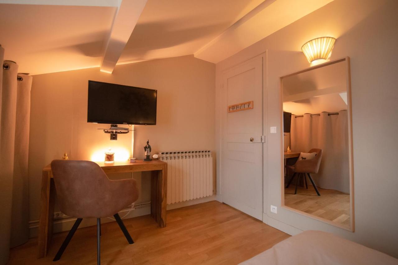 L'Ame Des Hospitaliers Bed & Breakfast Courteuil ภายนอก รูปภาพ