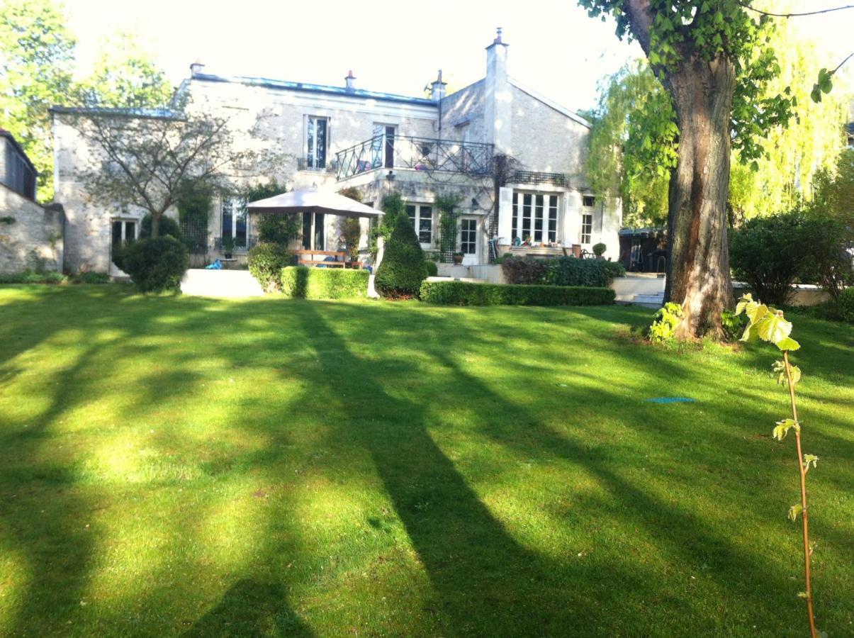 L'Ame Des Hospitaliers Bed & Breakfast Courteuil ภายนอก รูปภาพ